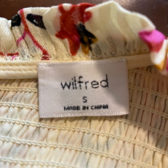 Aritzia - Wilfred Tempest Paisley Volume Sleeves Blouse (S) - Picture 3 of 3